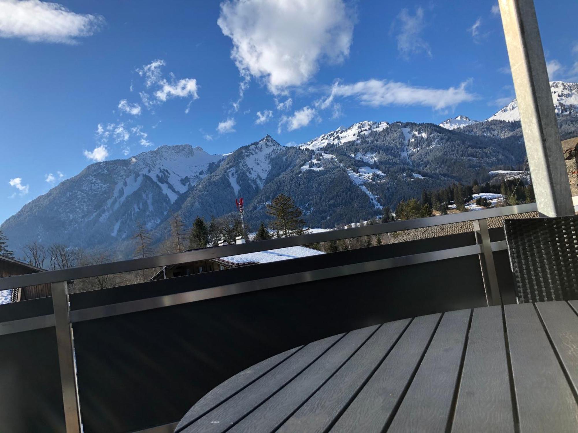 Alpenapart Singer - Contactless Check-in