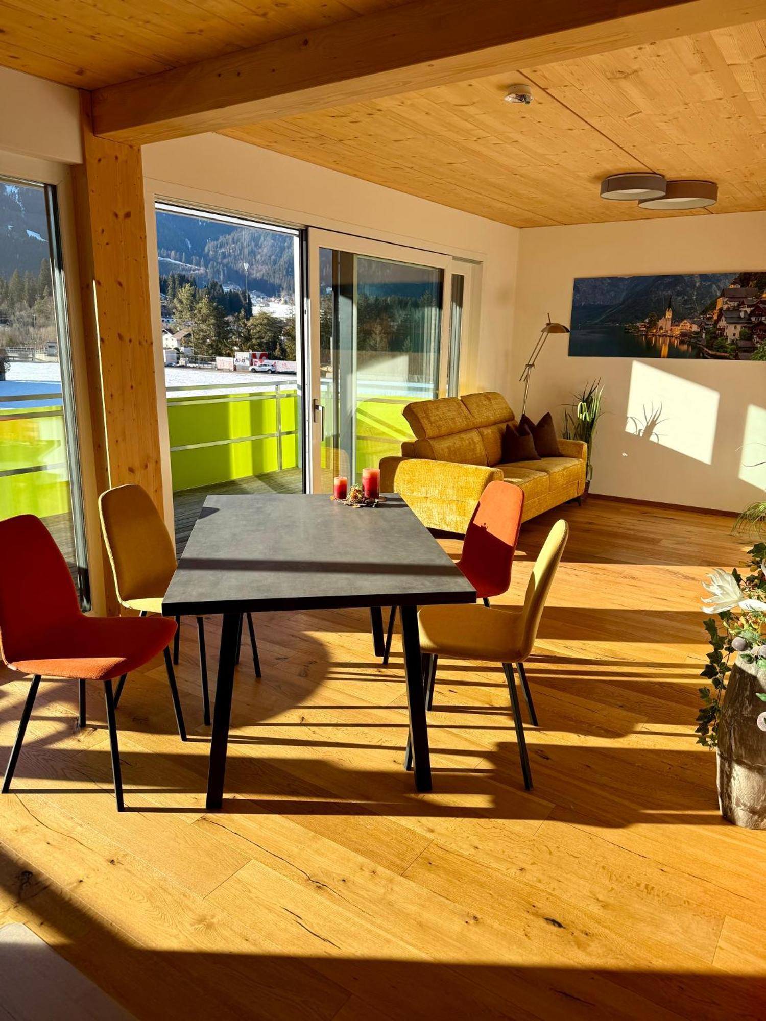 Alpenapart Singer - Contactless Check-in Reutte