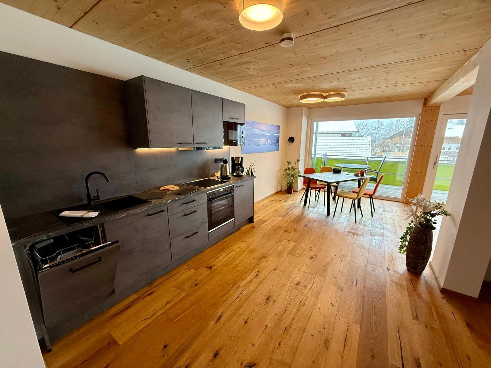 Alpenapart Singer - Contactless Check-in Apartmán Reutte