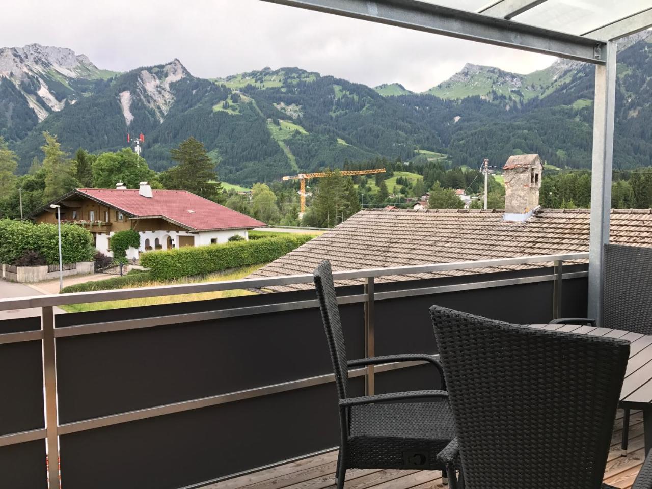 Alpenapart Singer - Contactless Check-in Reutte